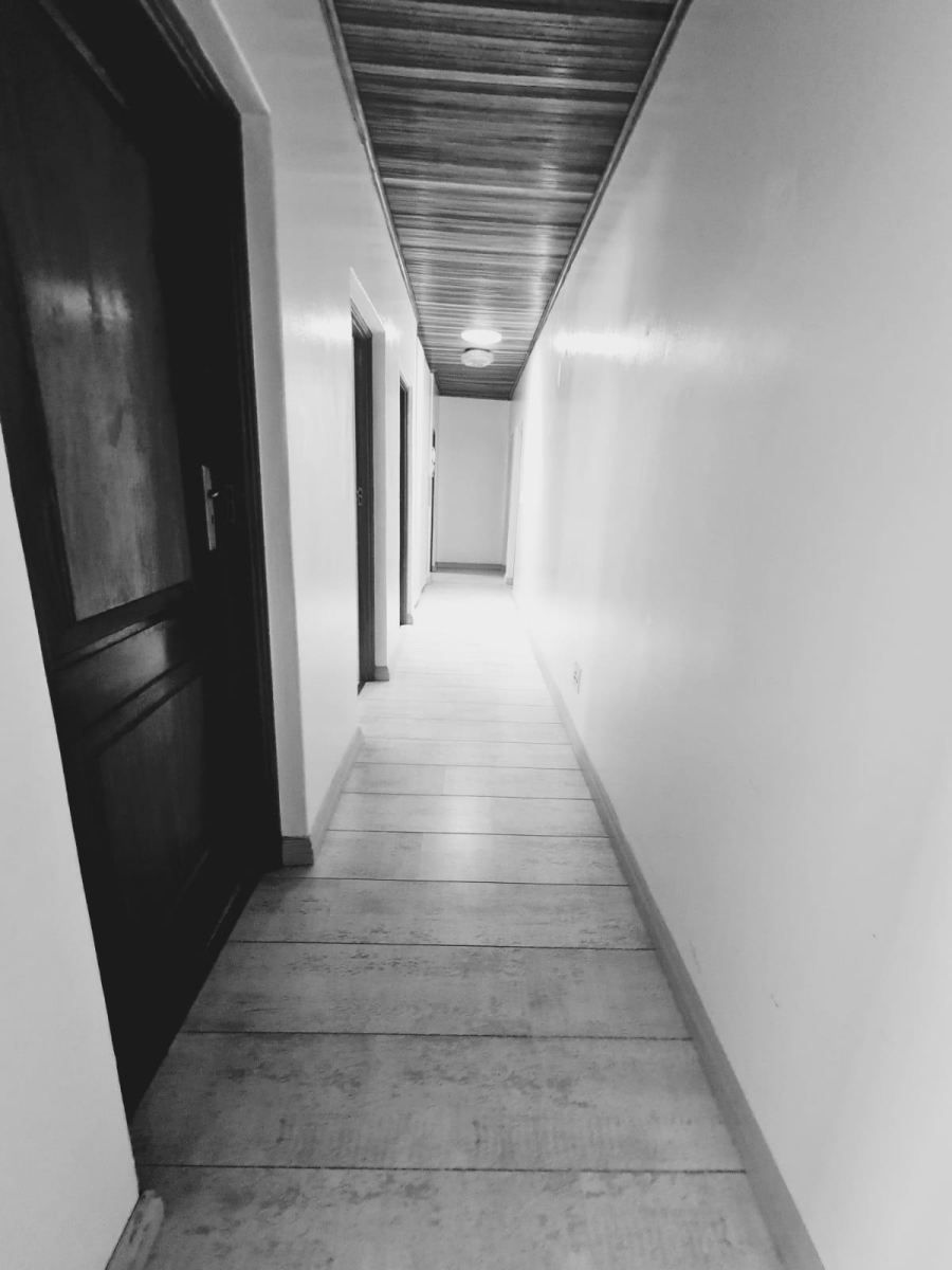 3 Bedroom Property for Sale in Safari Gardens North West